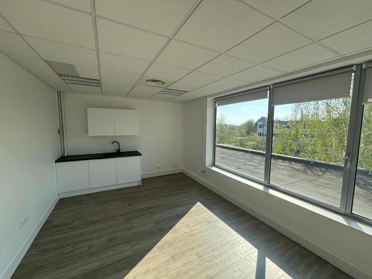 Bureau Villeneuve-d'Ascq 1294m² Location bureau Villeneuve-d'Ascq Nord OLBUR2318678 6